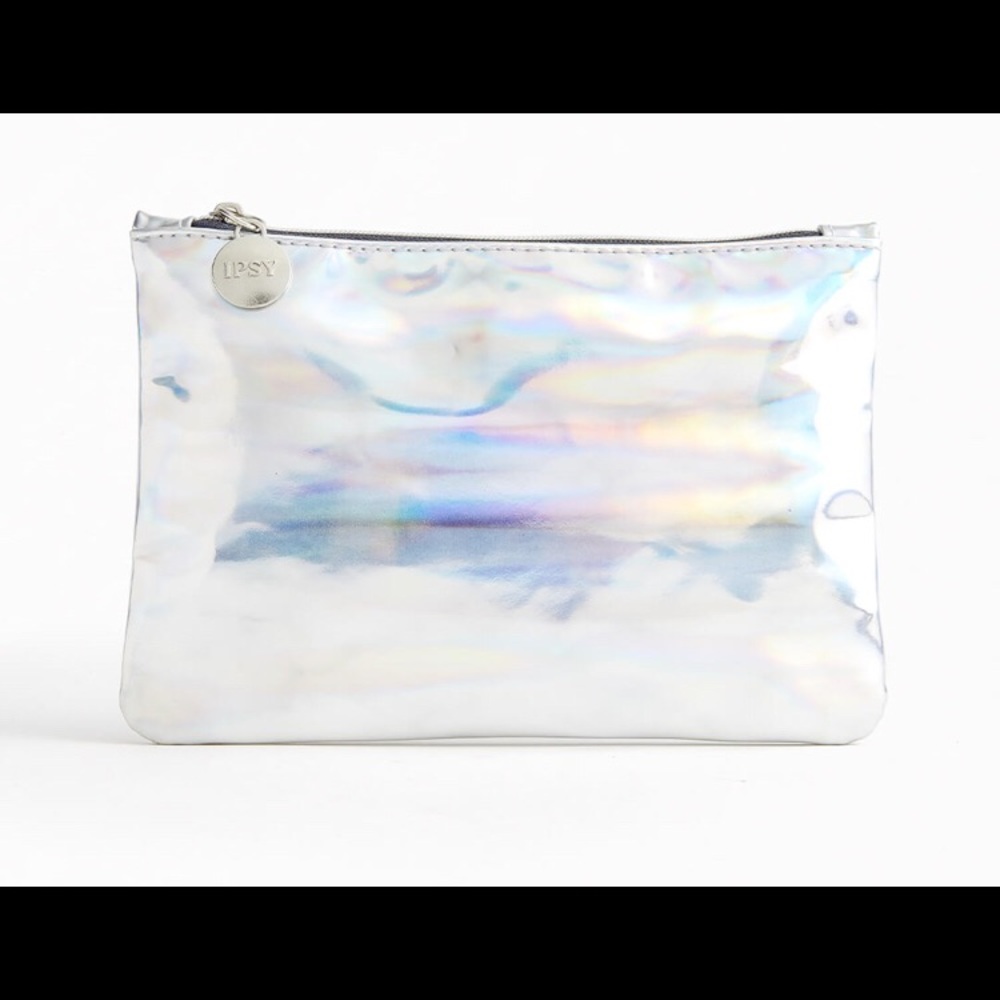 Ipsy august 2020 makeup bag